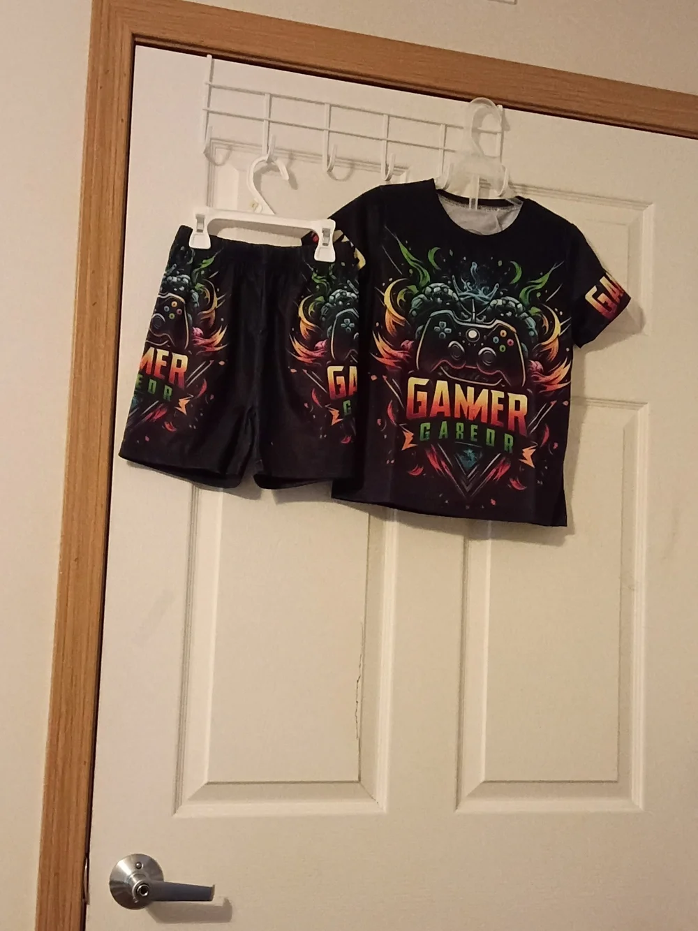 Source Unknown Kids Gamer Graphic Set in Black with Neon Accents